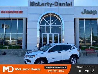 New 2025 Jeep Compass Sport w/ Mopar Graphics Package