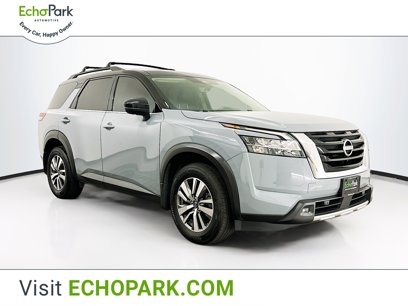 Used 2023 Nissan Pathfinder SL