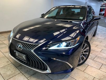 Used 2021 Lexus ES 250 w/ Premium Package