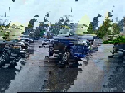 New 2025 Nissan Pathfinder SV