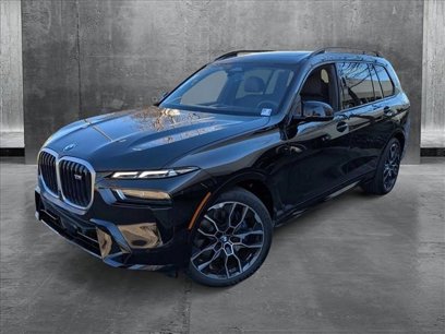 New 2025 BMW X7 M60i w/ Climate Comfort Package