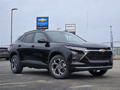 New 2025 Chevrolet Trax LT w/ Driver Confidence Package
