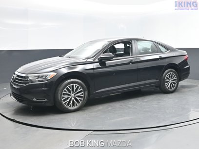 Used 2021 Volkswagen Jetta SE w/ SE Cold Weather Package