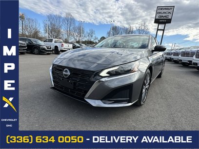 Used 2023 Nissan Altima 2.5 SV w/ SV Premium Package
