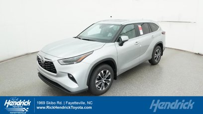 New 2025 Toyota Highlander XLE