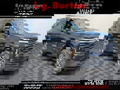 New 2025 Chevrolet Traverse LT w/ Driver Confidence Package