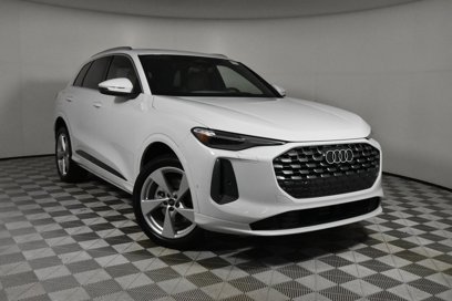 New 2025 Audi Q5 Premium Plus