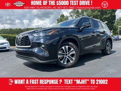 Used 2023 Toyota Highlander XLE
