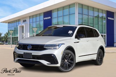 Used 2022 Volkswagen Tiguan SE R-Line