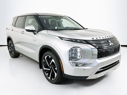 New 2024 Mitsubishi Outlander SE