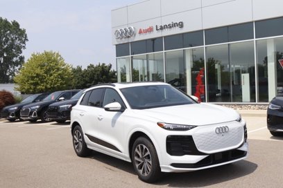 New 2025 Audi Q6 e-tron Premium Plus