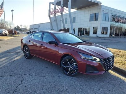 New 2025 Nissan Altima 2.5 SR