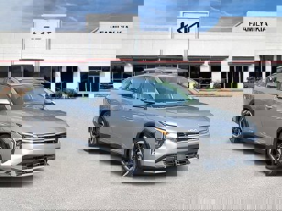 New 2025 Kia K4 EX