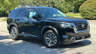 New 2025 Nissan Pathfinder SL w/ Cargo Package