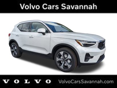 New 2025 Volvo XC40 B5 Plus w/ Protection Package Premier