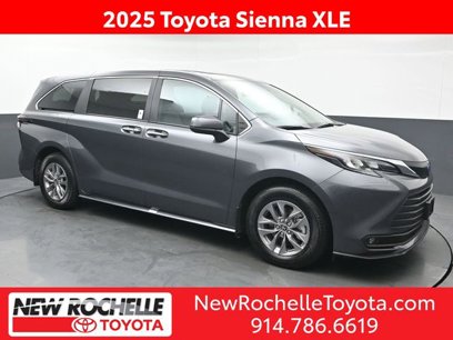 Used 2025 Toyota Sienna XLE