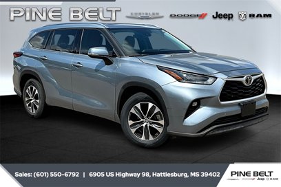Used 2021 Toyota Highlander XLE