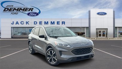Used 2022 Ford Escape SE w/ SE Sport Appearance Package