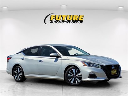 Certified 2022 Nissan Altima 2.5 SV