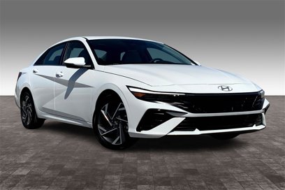 New 2025 Hyundai Elantra Limited