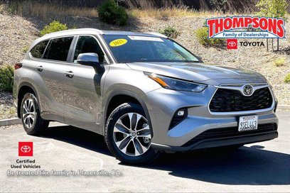 Certified 2025 Toyota Highlander XLE