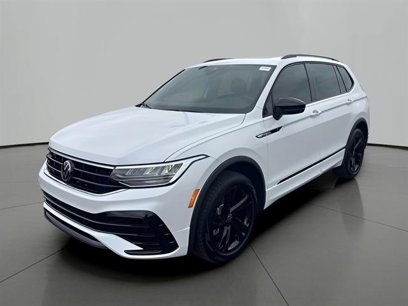 Used 2024 Volkswagen Tiguan SE R-Line