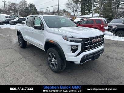 New 2025 GMC Canyon AT4 w/ Technology Plus Package