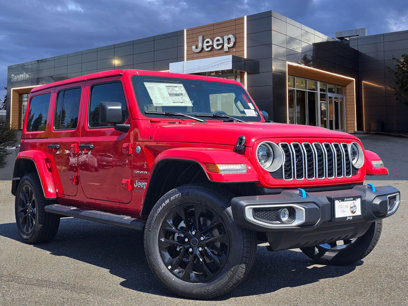 New 2024 Jeep Wrangler Sahara w/ Technology Group