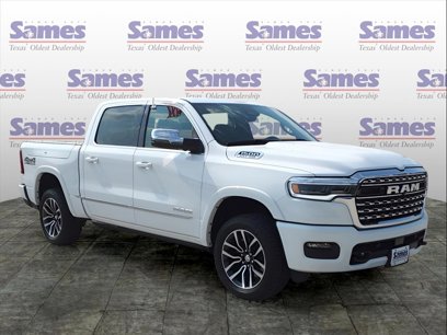 New 2025 RAM 1500 Limited w/ Off Road Group