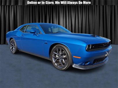 Used 2023 Dodge Challenger R/T w/ Blacktop Package