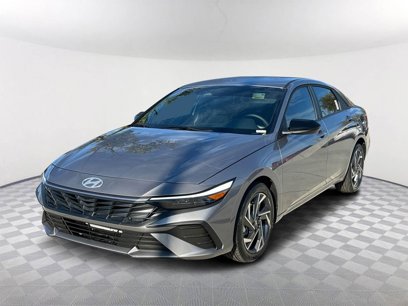 New 2025 Hyundai Elantra SEL
