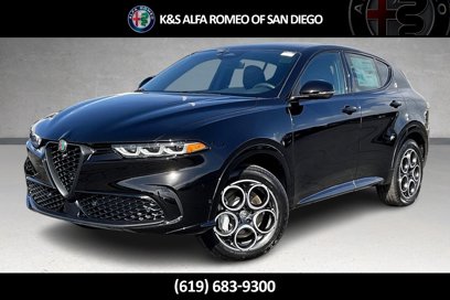 New 2025 Alfa Romeo Tonale w/ Premium Package