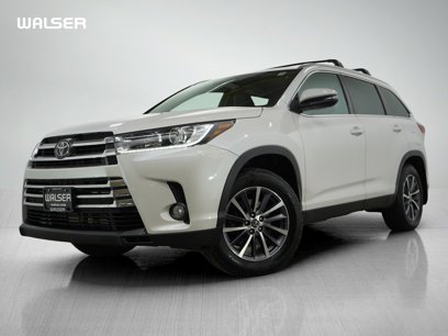 Used 2019 Toyota Highlander SE