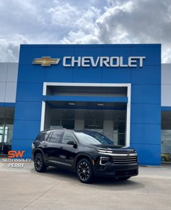 New 2025 Chevrolet Traverse LT w/ Sun and Wheel Package