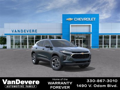 New 2025 Chevrolet Trax LT w/ Sunroof Package
