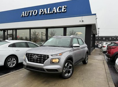Used 2024 Hyundai Venue SEL