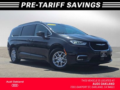 Used 2022 Chrysler Pacifica Touring-L
