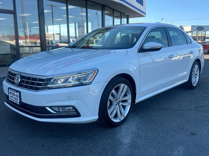 Used 2018 Volkswagen Passat 2.0T SE