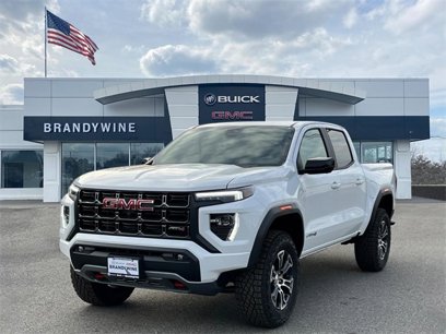 New 2024 GMC Canyon AT4 w/ Technology Package