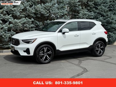 Used 2024 Volvo XC40 B5 Core