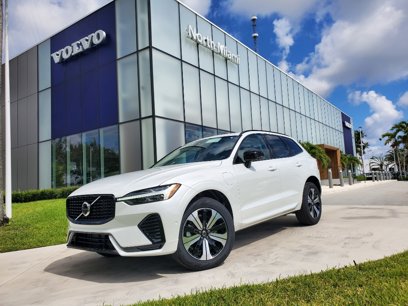 New 2025 Volvo XC60 T8 Core w/ Protection Package Premier