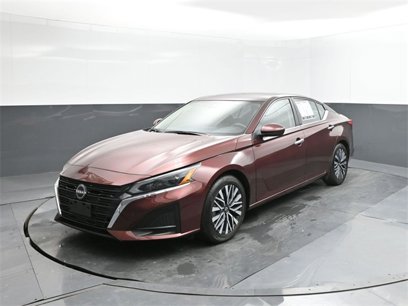 Certified 2023 Nissan Altima 2.5 SV