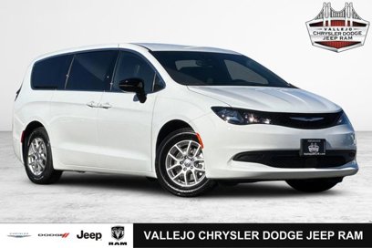 New 2025 Chrysler Voyager LX