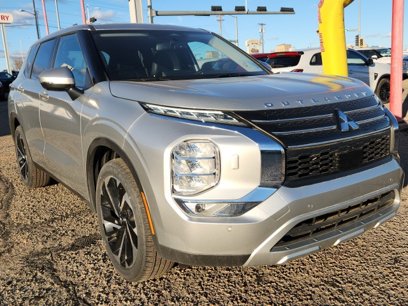 New 2024 Mitsubishi Outlander SE