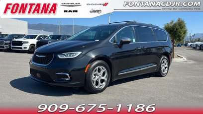 Certified 2023 Chrysler Pacifica Limited