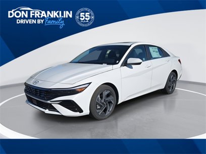 New 2025 Hyundai Elantra SEL