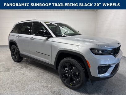 New 2025 Jeep Grand Cherokee Limited w/ Black Appearance Package