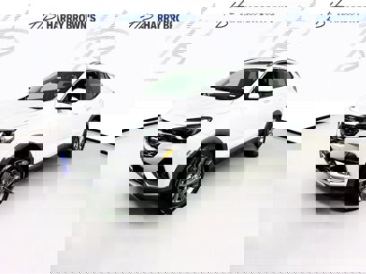 Certified 2023 Buick Encore GX Essence w/ Advanced Technology Package