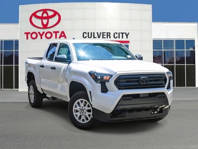 New 2025 Toyota Tacoma SR