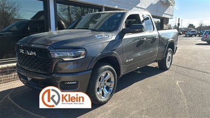 New 2025 RAM 1500 4x4 Quad Cab